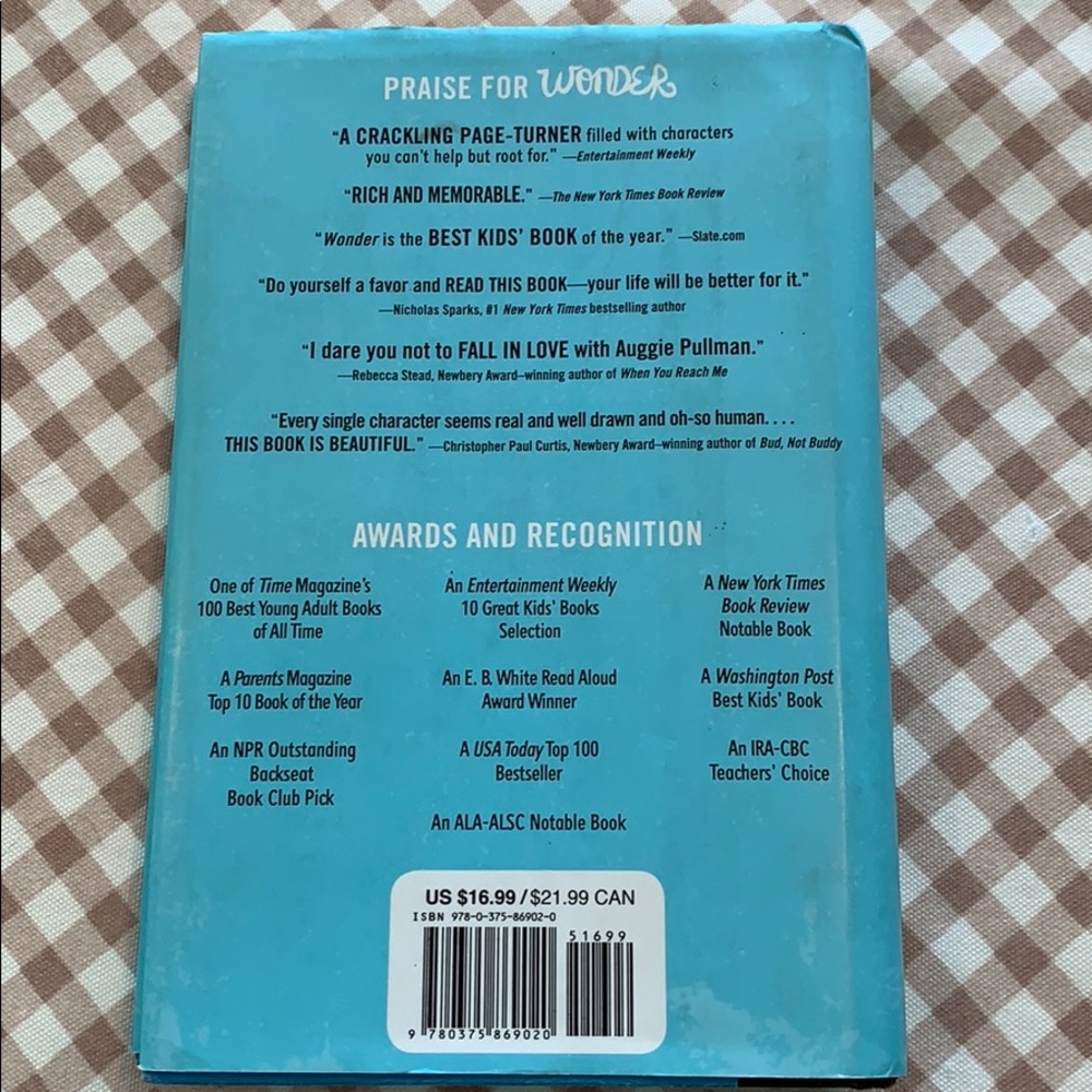 Wonder by R.J. Palacio - Picture 2 of 2